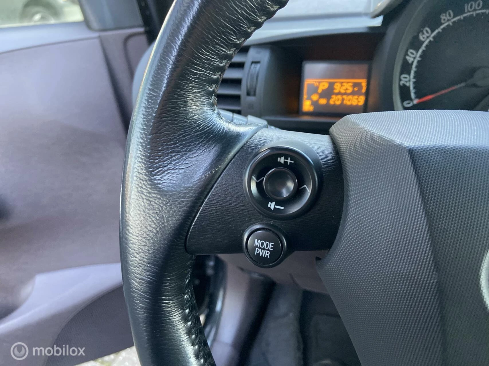 Hoofdafbeelding Toyota iQ