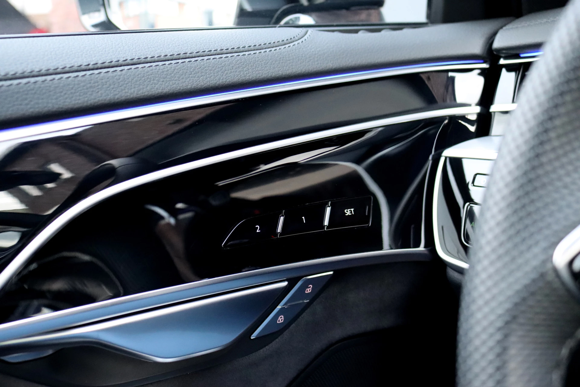 Hoofdafbeelding Audi A8