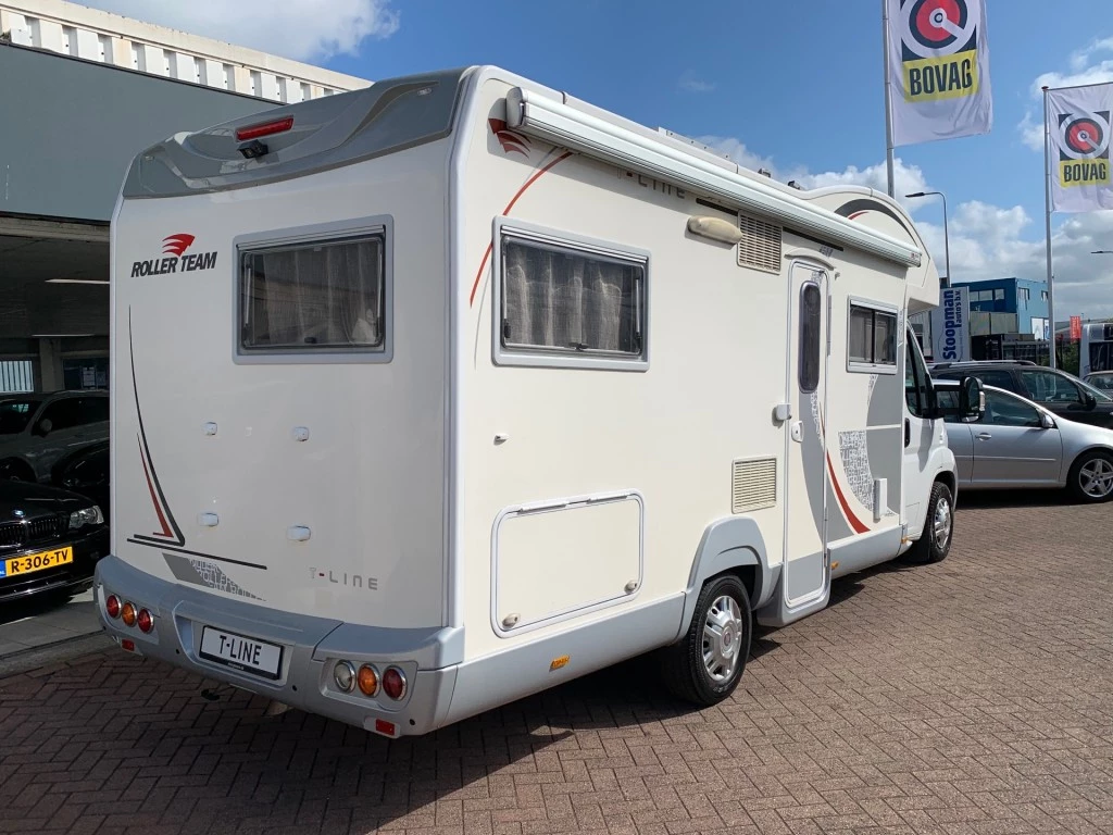 Hoofdafbeelding Roller Team T-line 255 Airco 6x Slaappl. 5 Zitpl.