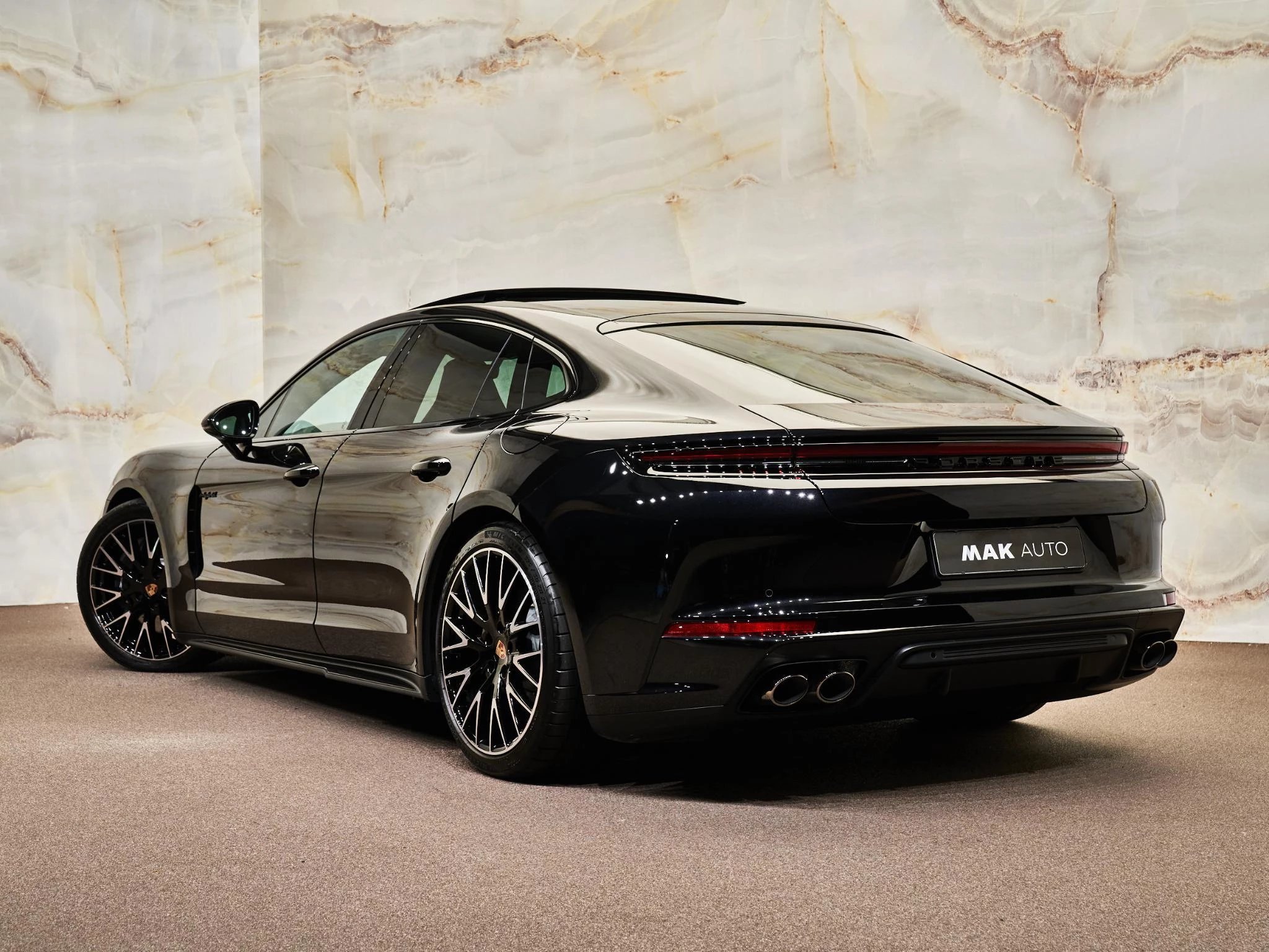 Hoofdafbeelding Porsche Panamera