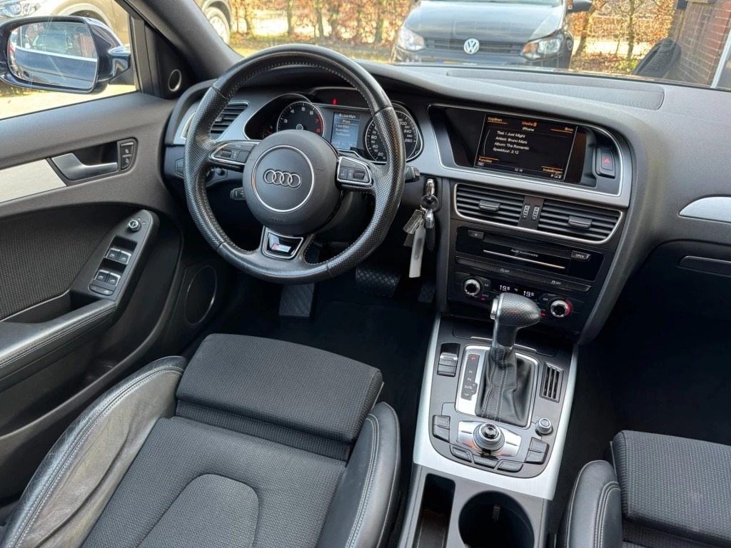 Hoofdafbeelding Audi A4