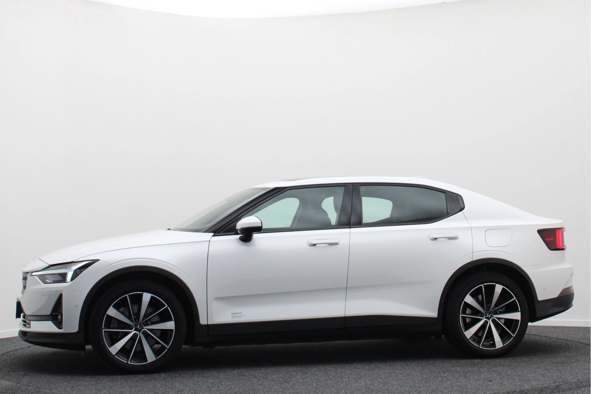 Hoofdafbeelding Polestar 2