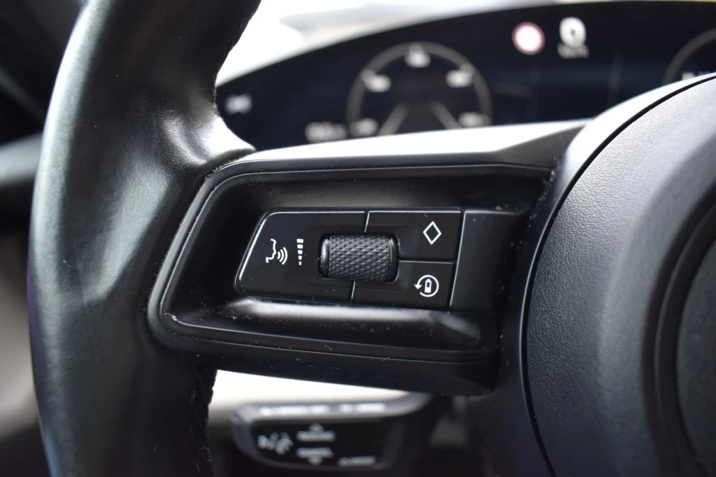 Hoofdafbeelding Porsche Taycan