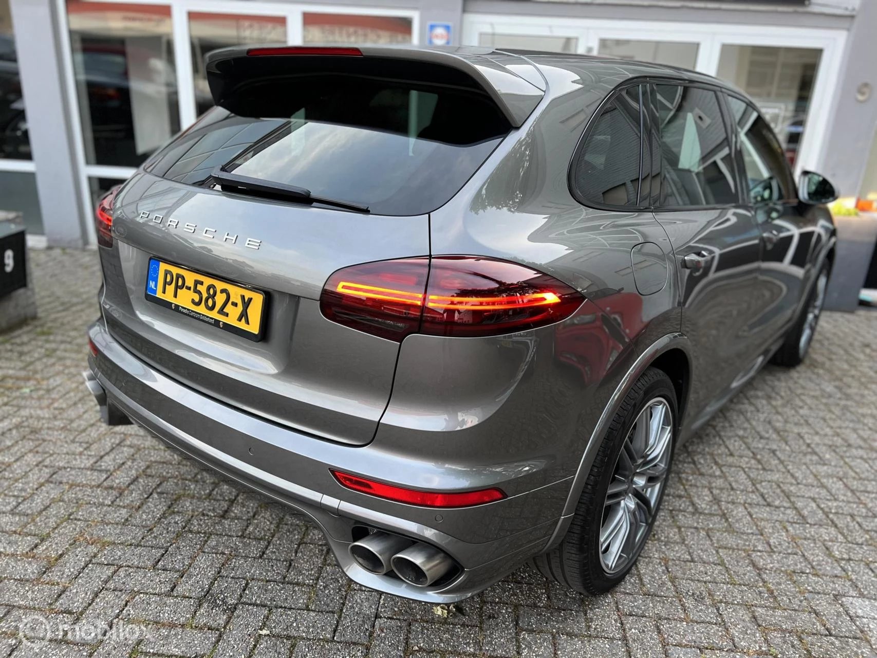 Hoofdafbeelding Porsche Cayenne