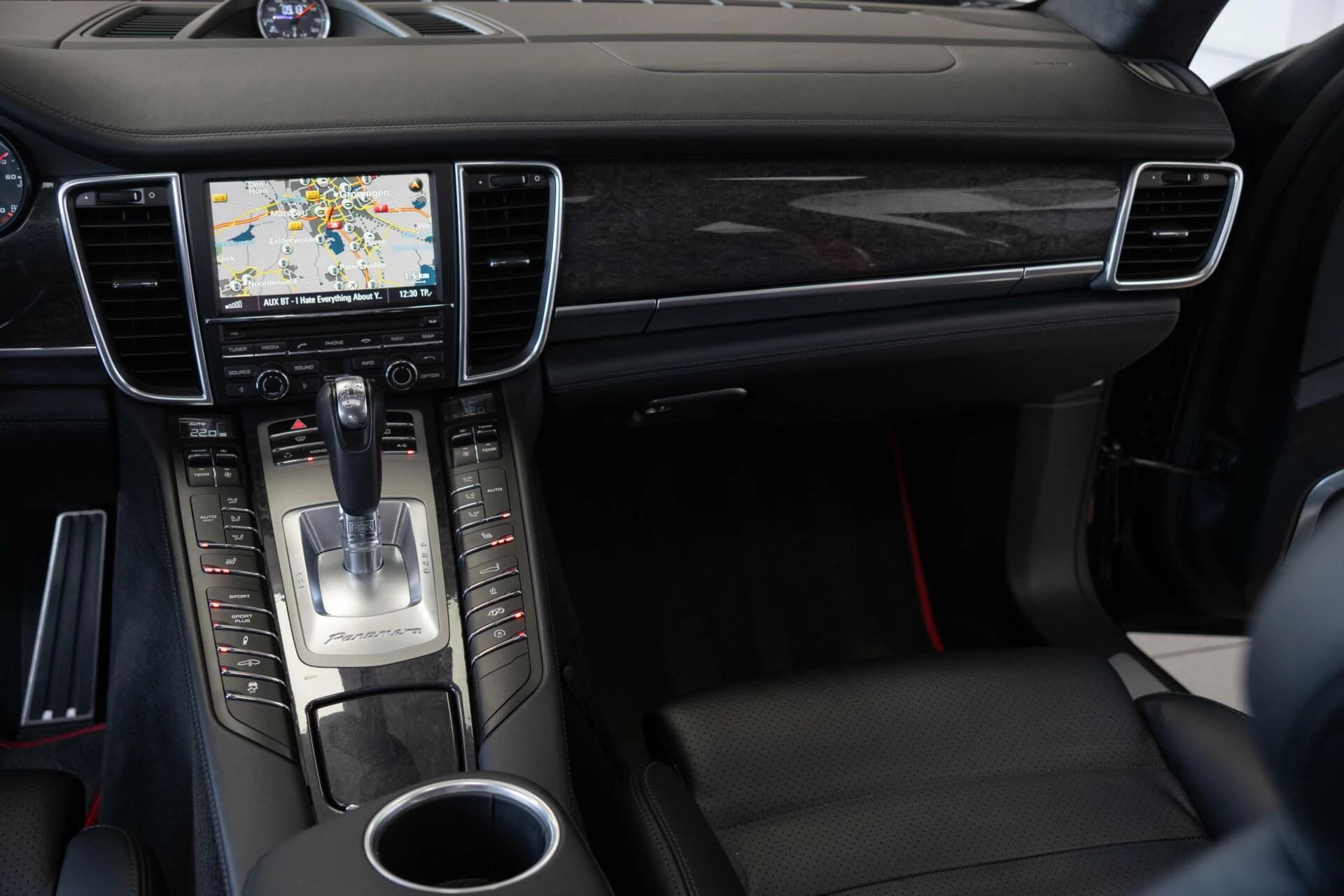 Hoofdafbeelding Porsche Panamera