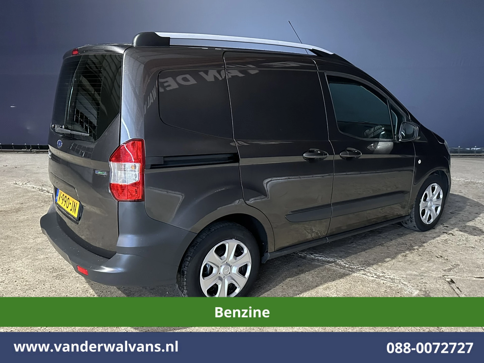 Hoofdafbeelding Ford Transit Courier
