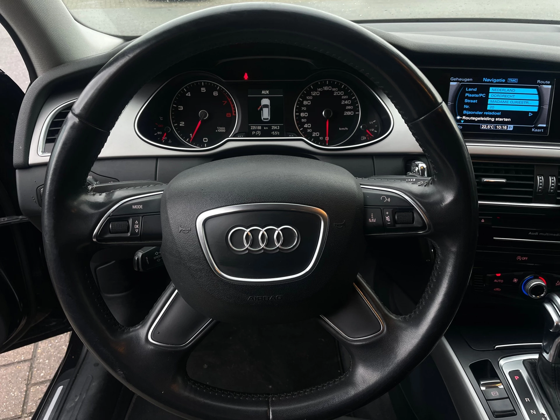 Hoofdafbeelding Audi A4