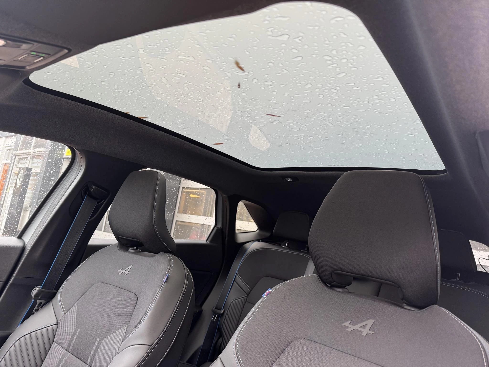 Hoofdafbeelding Renault Symbioz