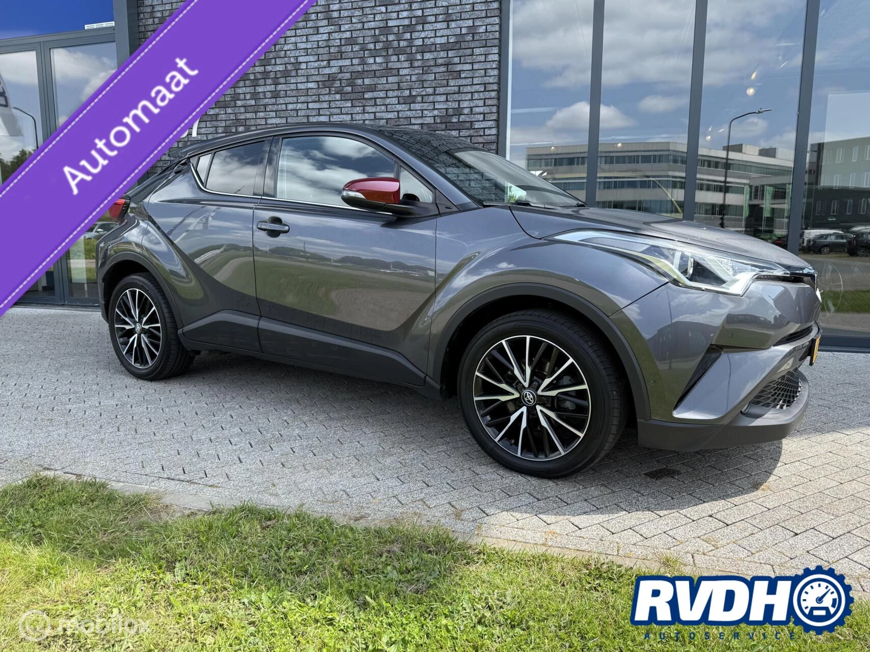 Hoofdafbeelding Toyota C-HR