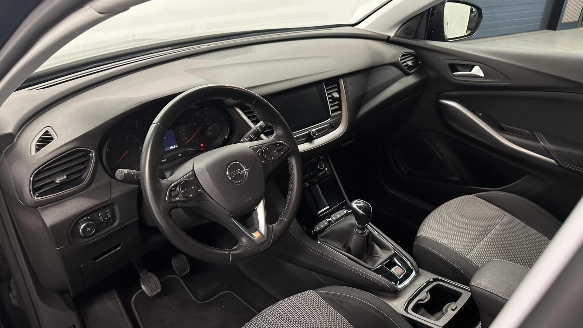 Hoofdafbeelding Opel Grandland X