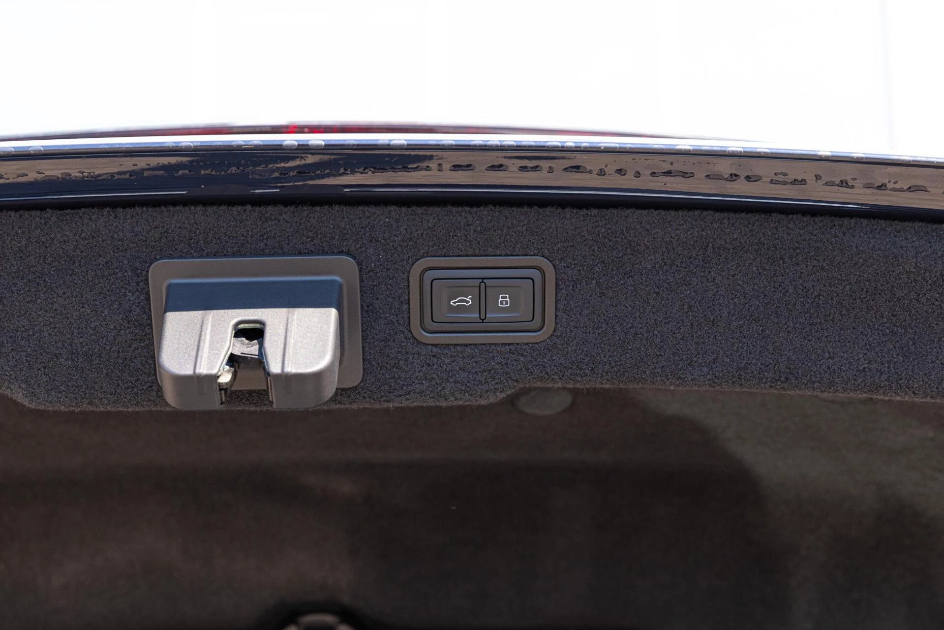 Hoofdafbeelding Audi A8