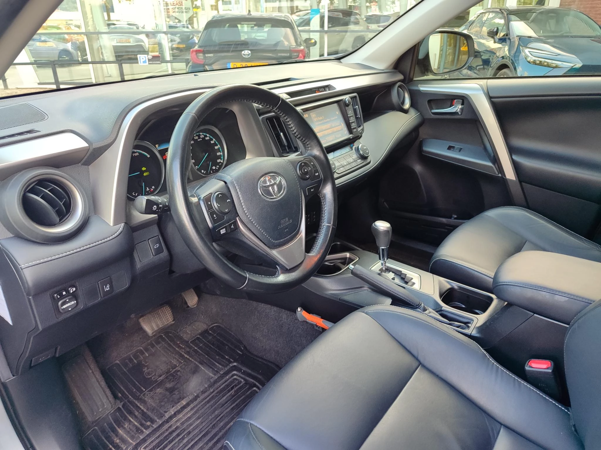 Hoofdafbeelding Toyota RAV4