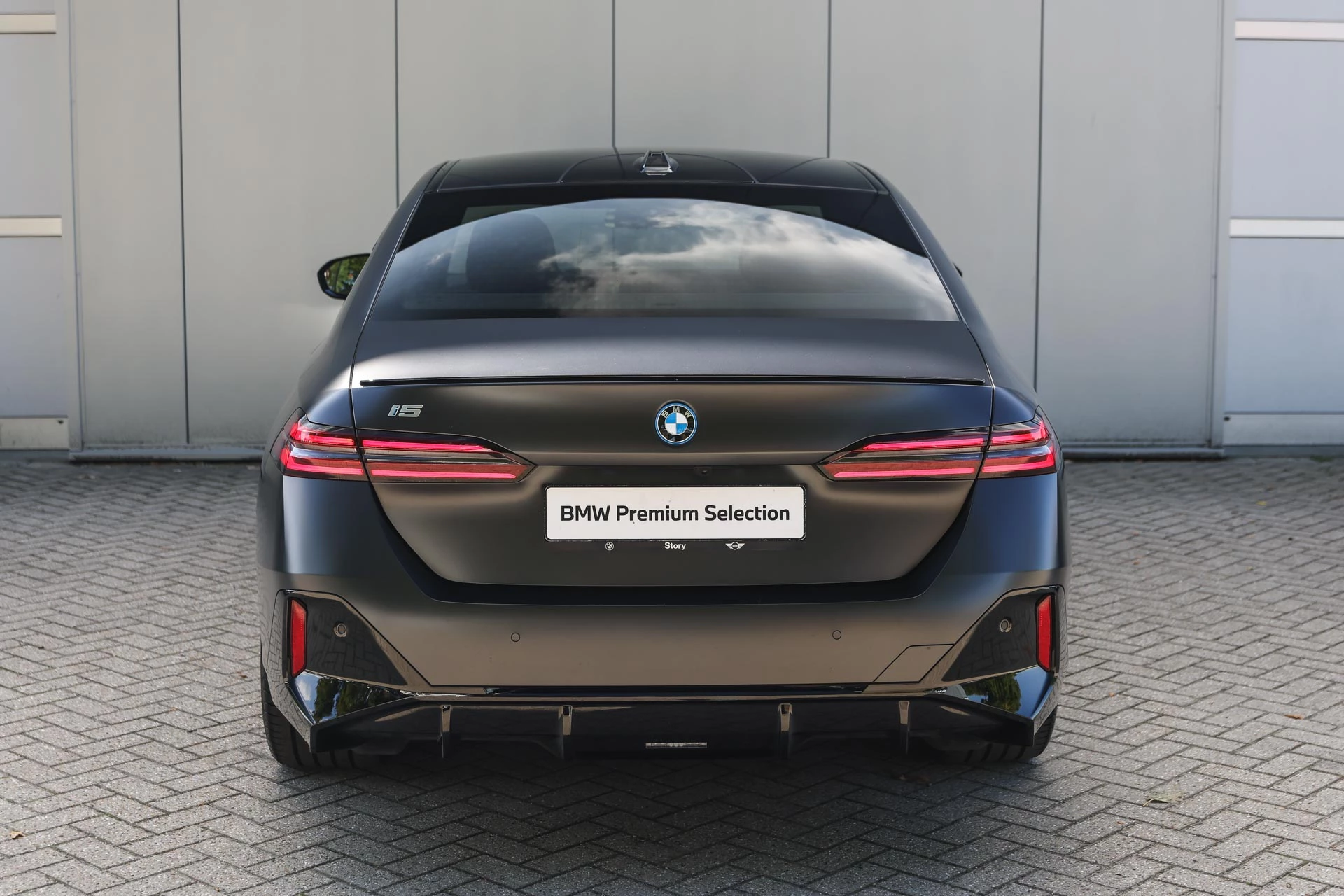 Hoofdafbeelding BMW i5