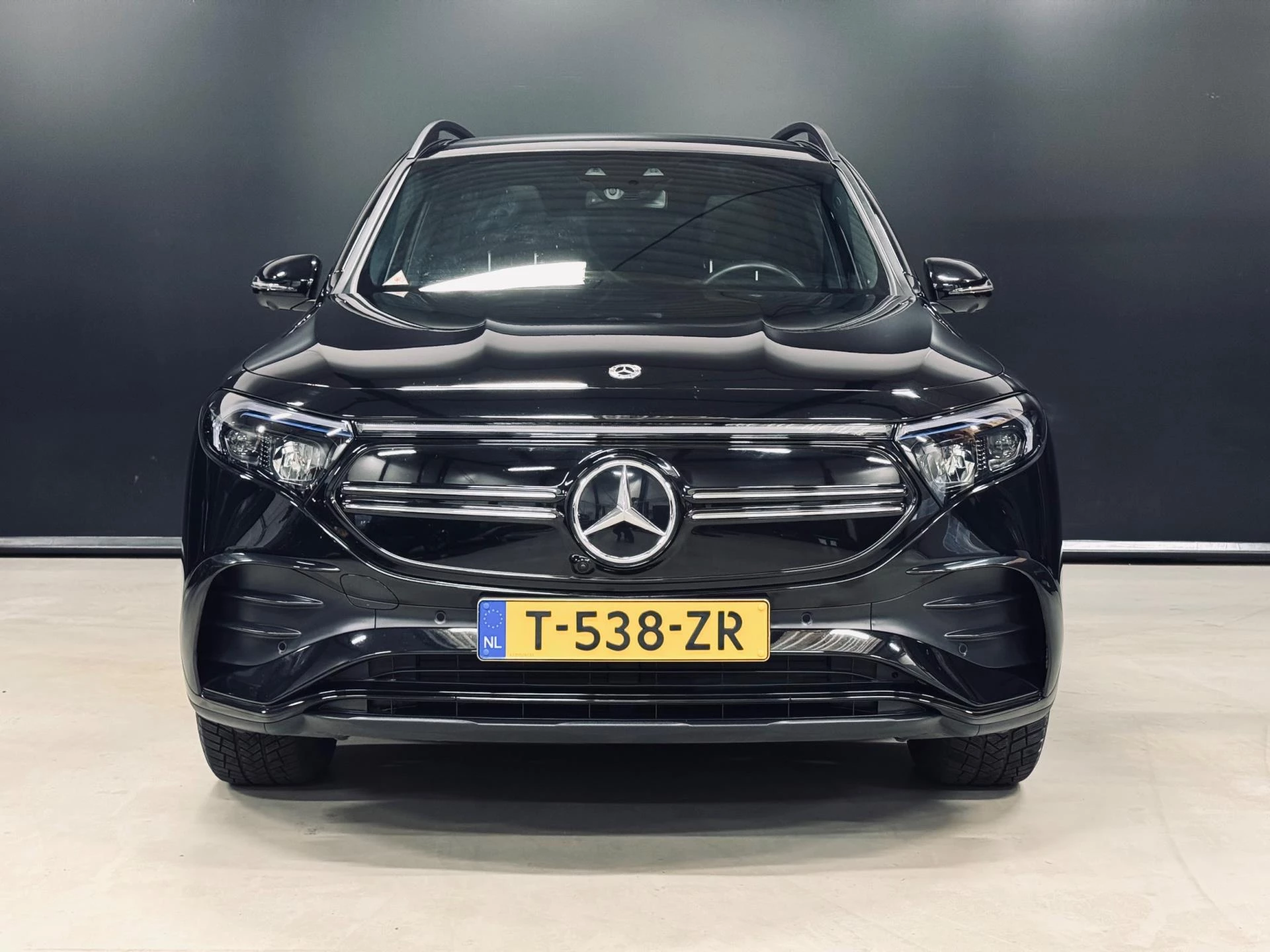 Hoofdafbeelding Mercedes-Benz EQB