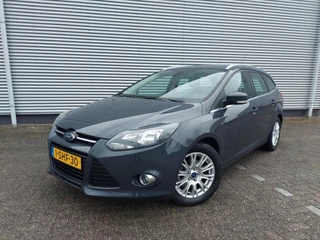 Ford Focus Wagon 1.0 EcoBoost Titanium airco,cruise,trekhaak,parkeersensoren achter,