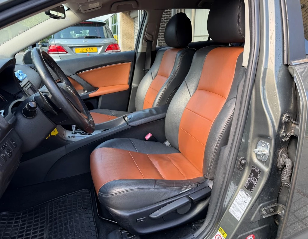 Hoofdafbeelding Toyota Avensis