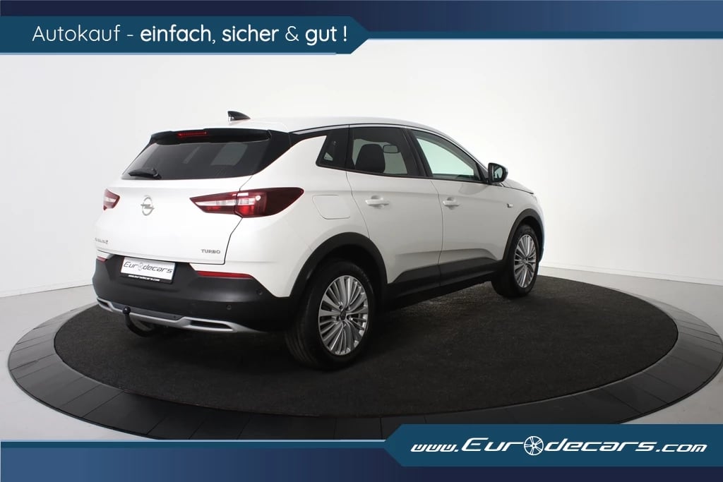 Hoofdafbeelding Opel Grandland X