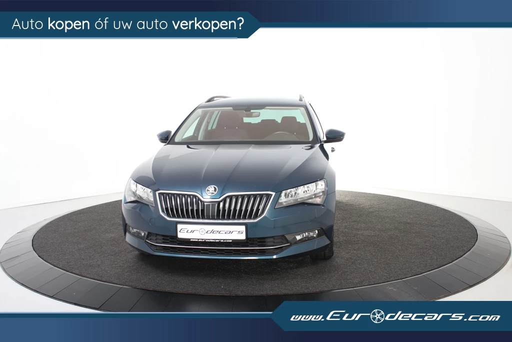 Hoofdafbeelding Škoda Superb