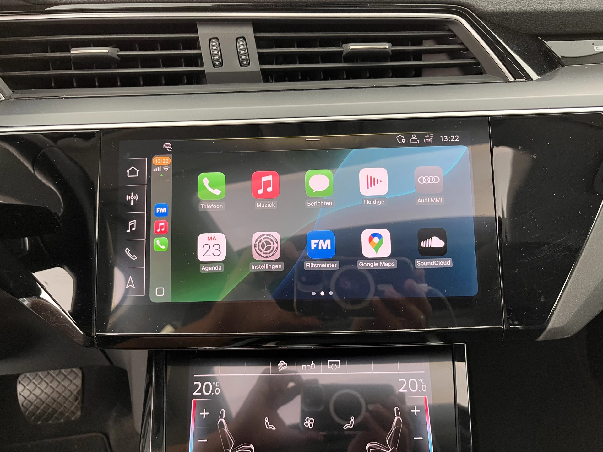 Hoofdafbeelding Audi e-tron
