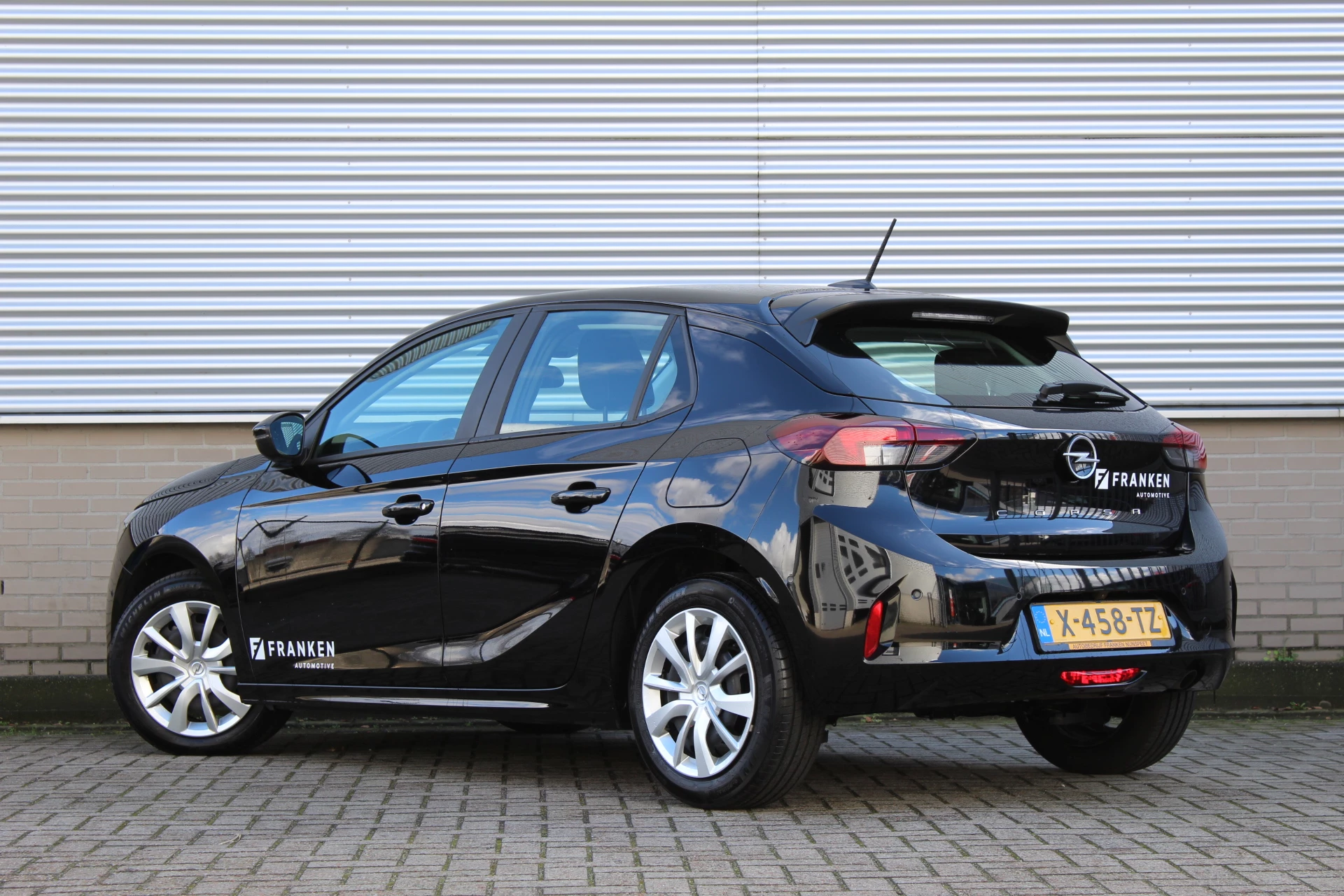 Hoofdafbeelding Opel Corsa