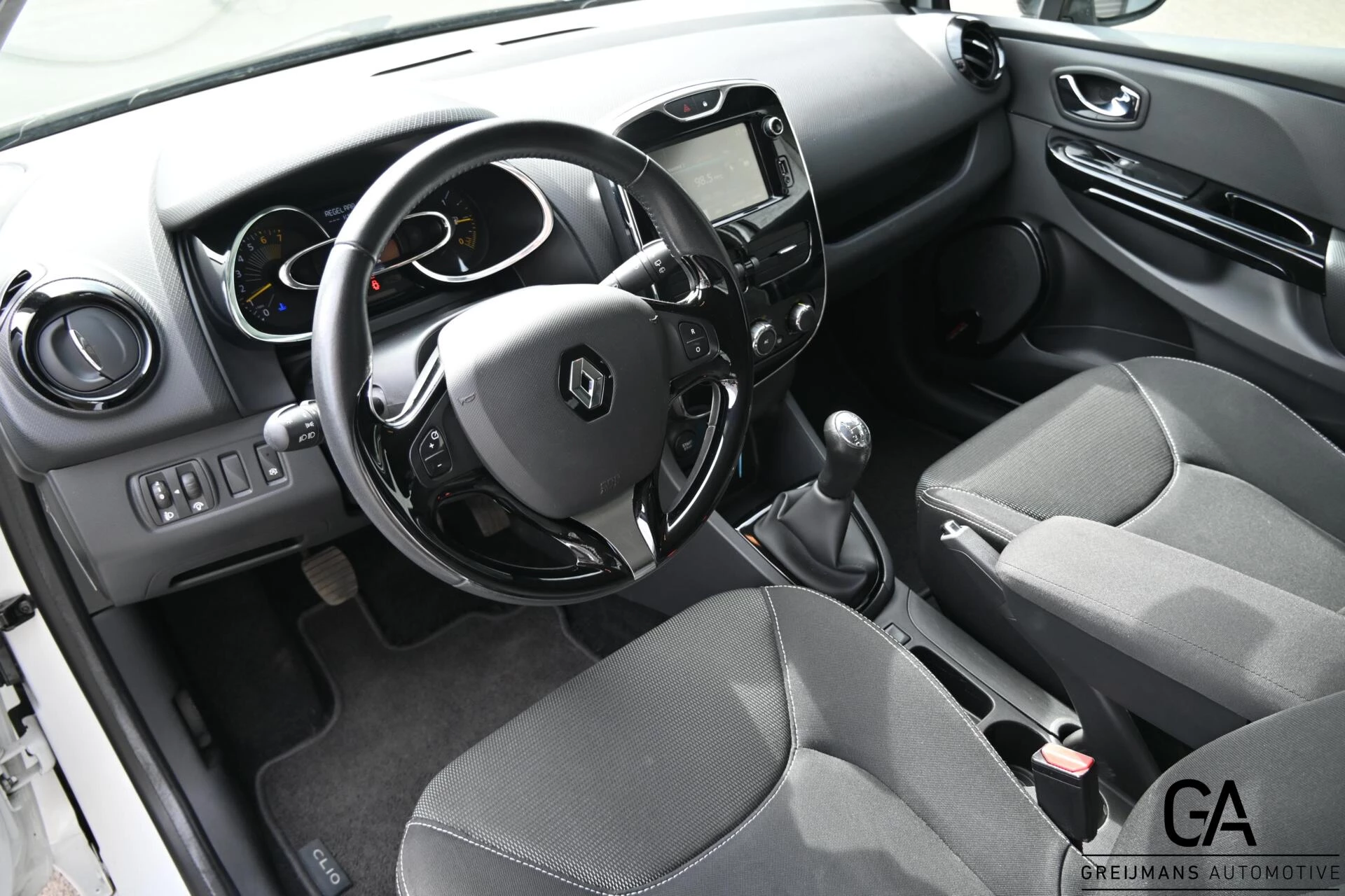 Hoofdafbeelding Renault Clio