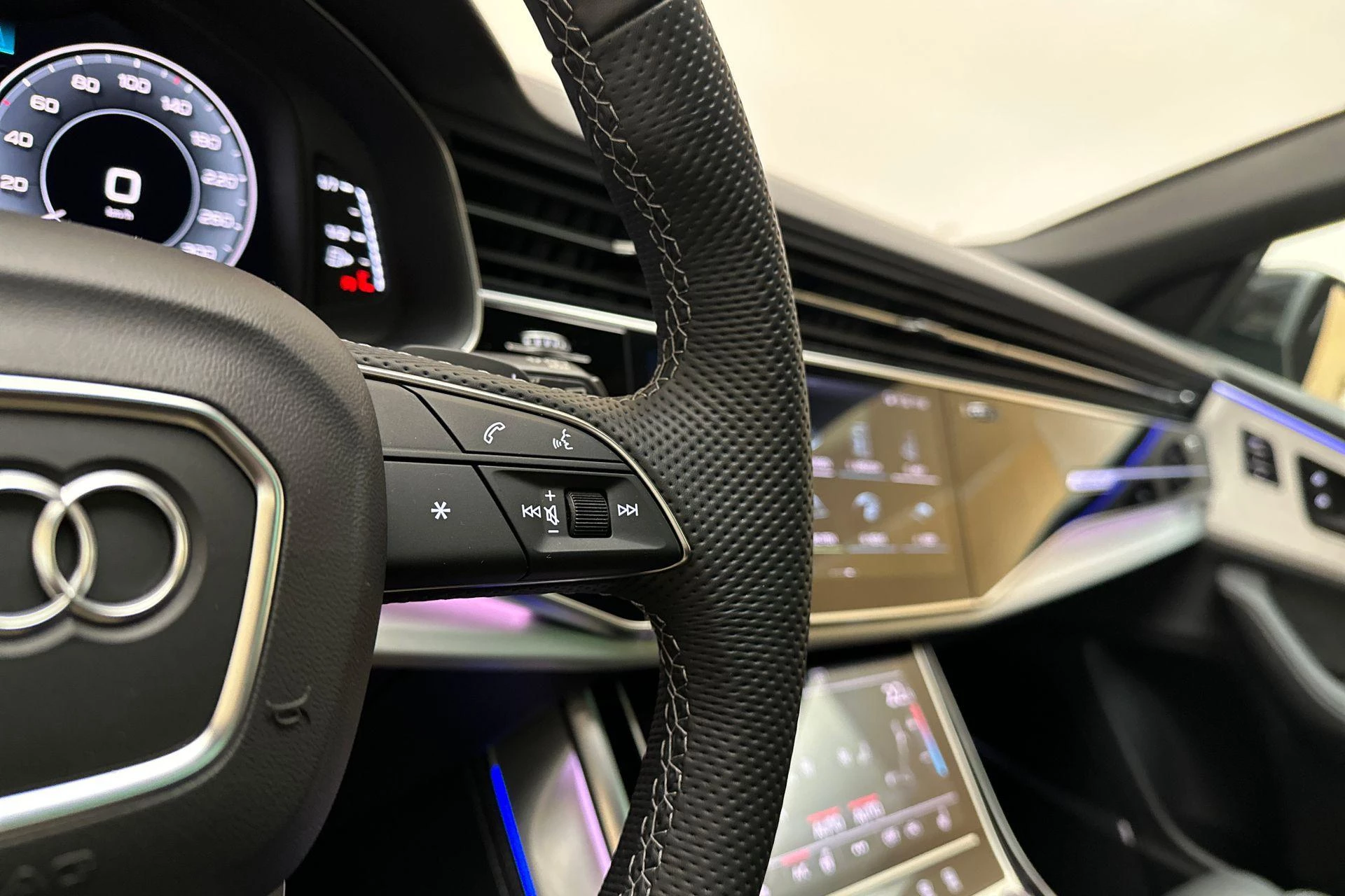 Hoofdafbeelding Audi Q8
