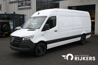 Hoofdafbeelding Mercedes-Benz eSprinter Mercedes-Benz eSprinter 320 RWD L3H2 Pro 81kWh LED, DC-opladen 115kW, Smartphone integratiepakket, Opstap