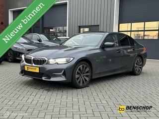 BMW 3-serie 330i xDrive Luxury Schuifdak Leer Navi Carplay 360 Camera LED 18 inch Memory