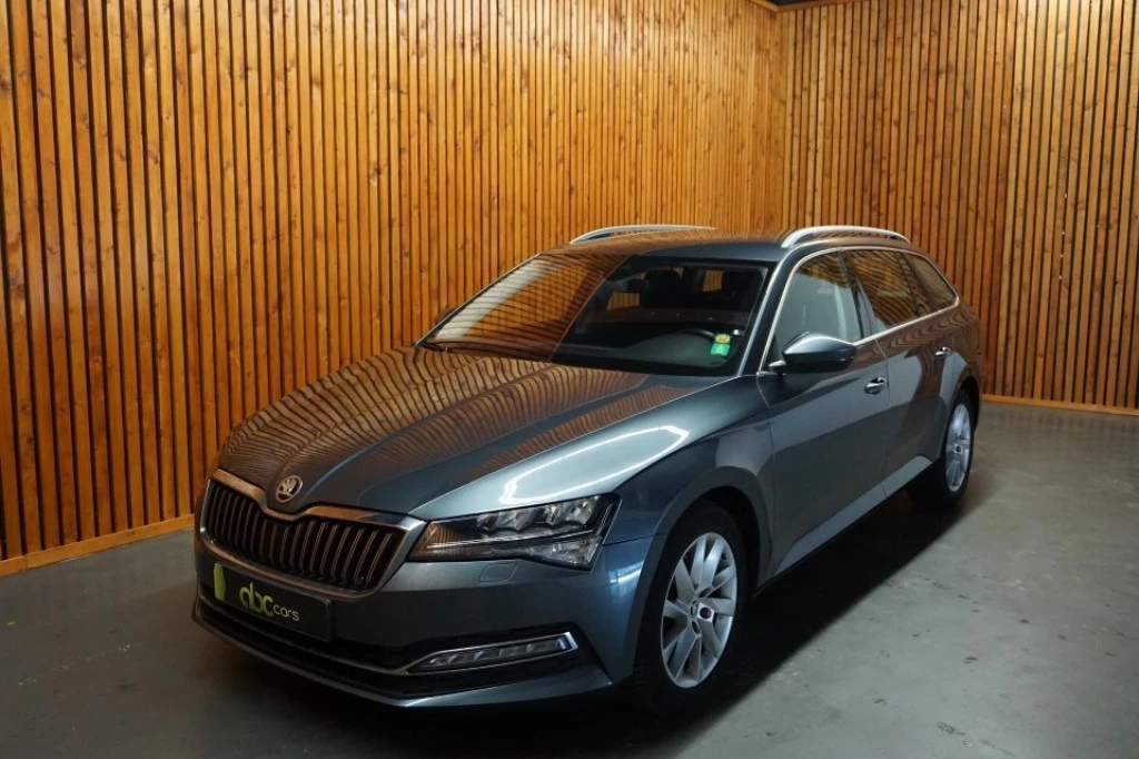 Hoofdafbeelding Škoda Superb