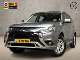 Mitsubishi Outlander 2.4 PHEV Deluxe 225Pk Automaat (NAVIGATIE, CAMERA, STOELVERWARMING, GETINT GLAS, SPORTSTOELEN, CRUISE, NIEUWE APK, NIEUWSTAAT)