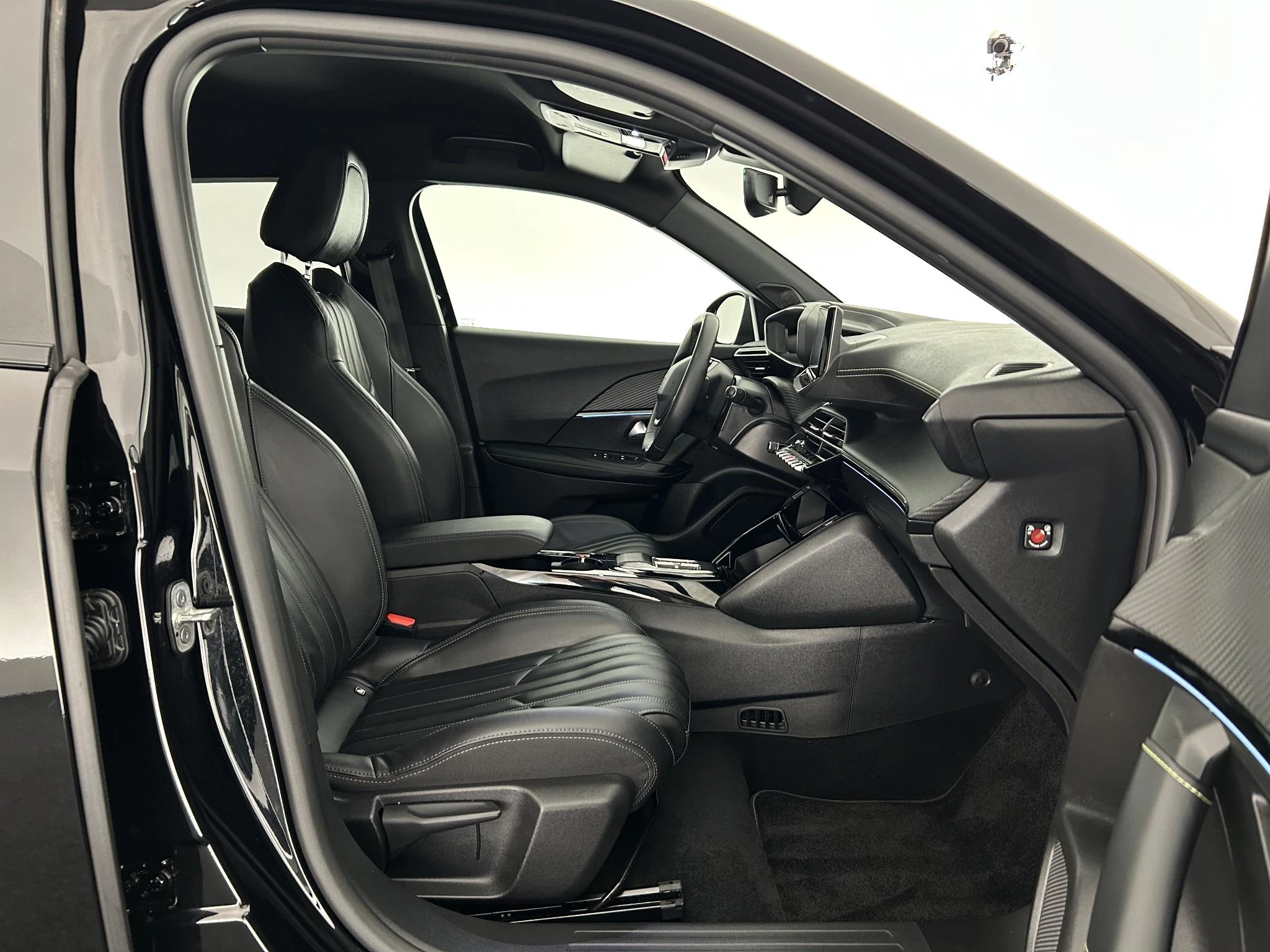 Hoofdafbeelding Peugeot e-2008