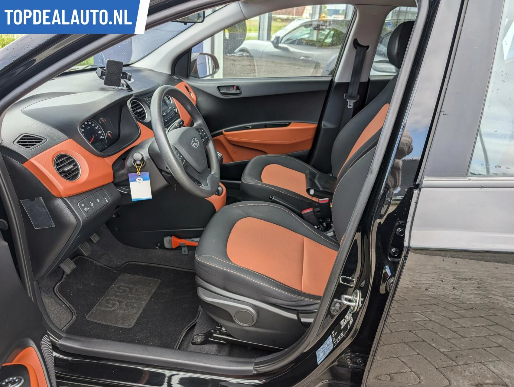 Hoofdafbeelding Hyundai i10