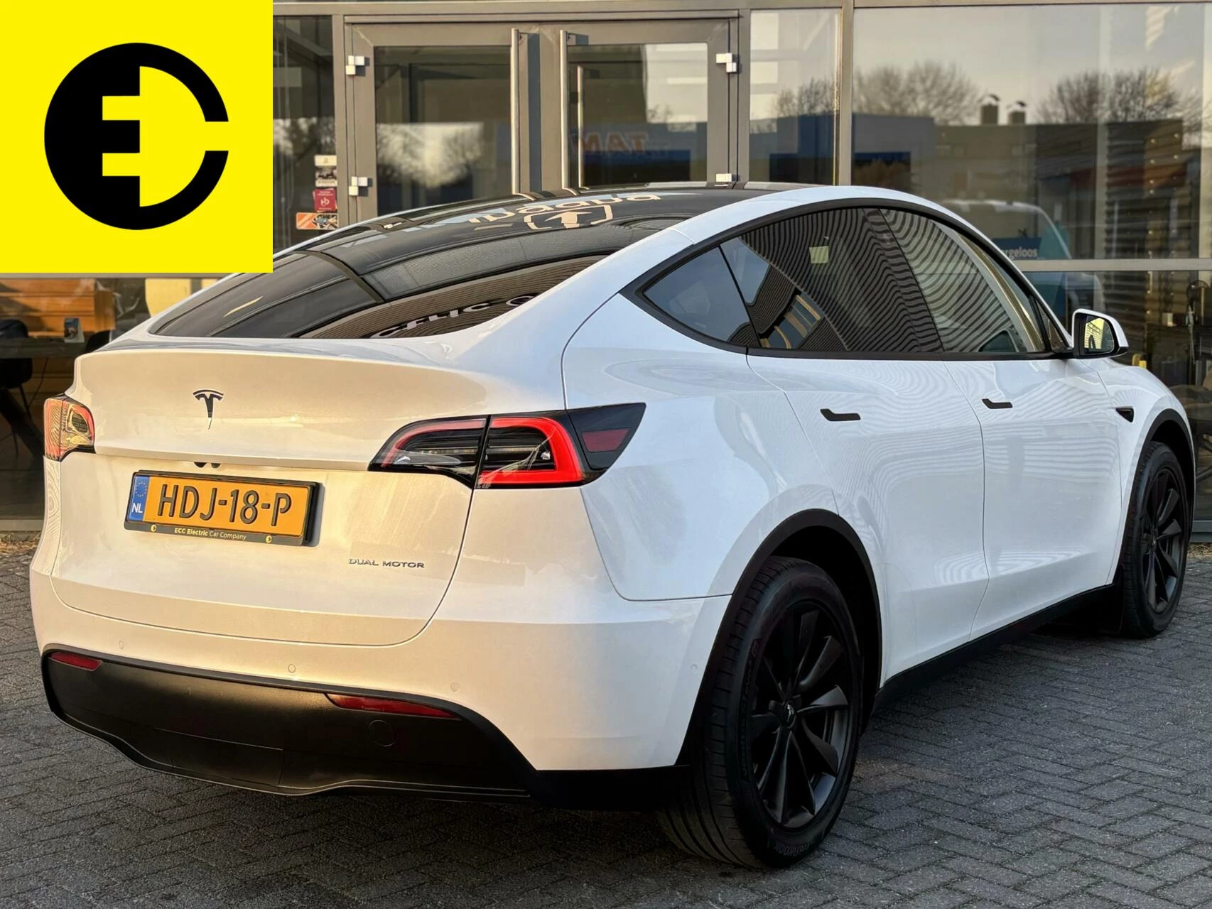 Hoofdafbeelding Tesla Model Y