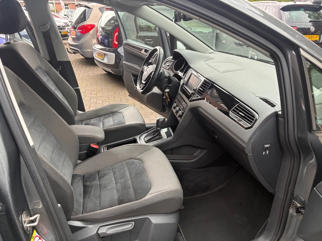 Hoofdafbeelding Volkswagen Golf Sportsvan