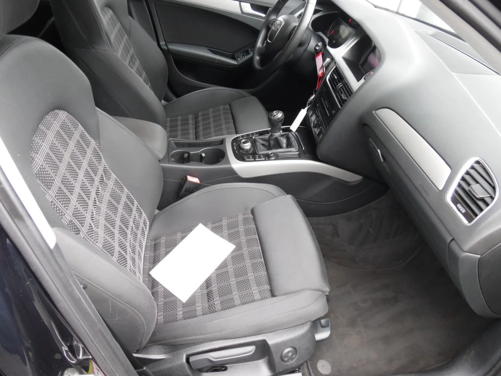 Hoofdafbeelding Audi A4