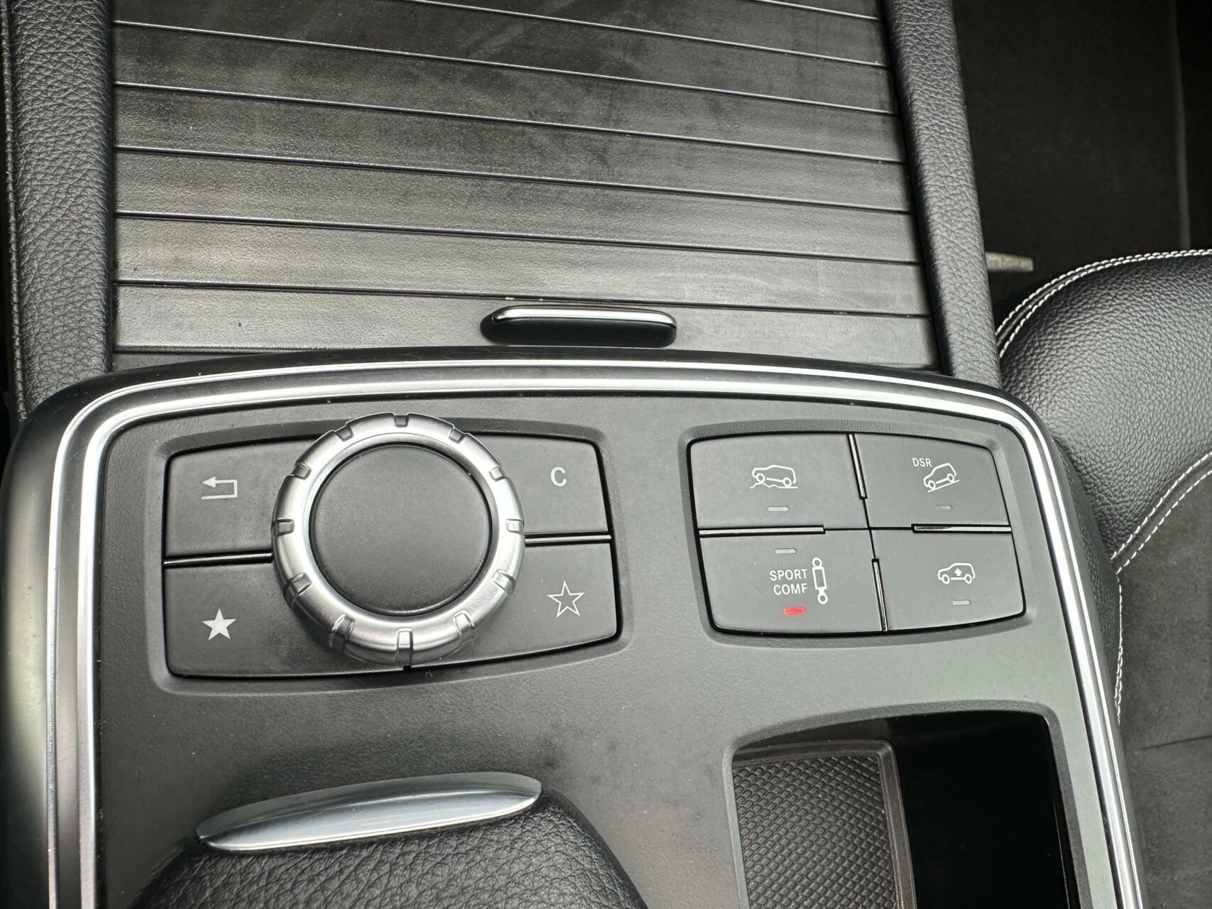 Hoofdafbeelding Mercedes-Benz M-Klasse