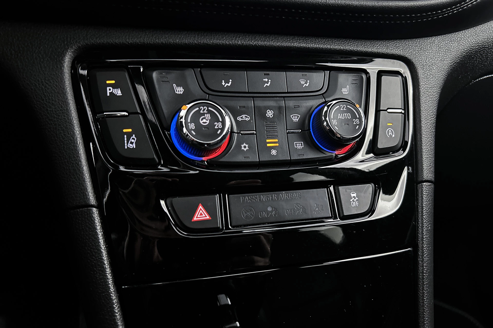 Hoofdafbeelding Opel Mokka X