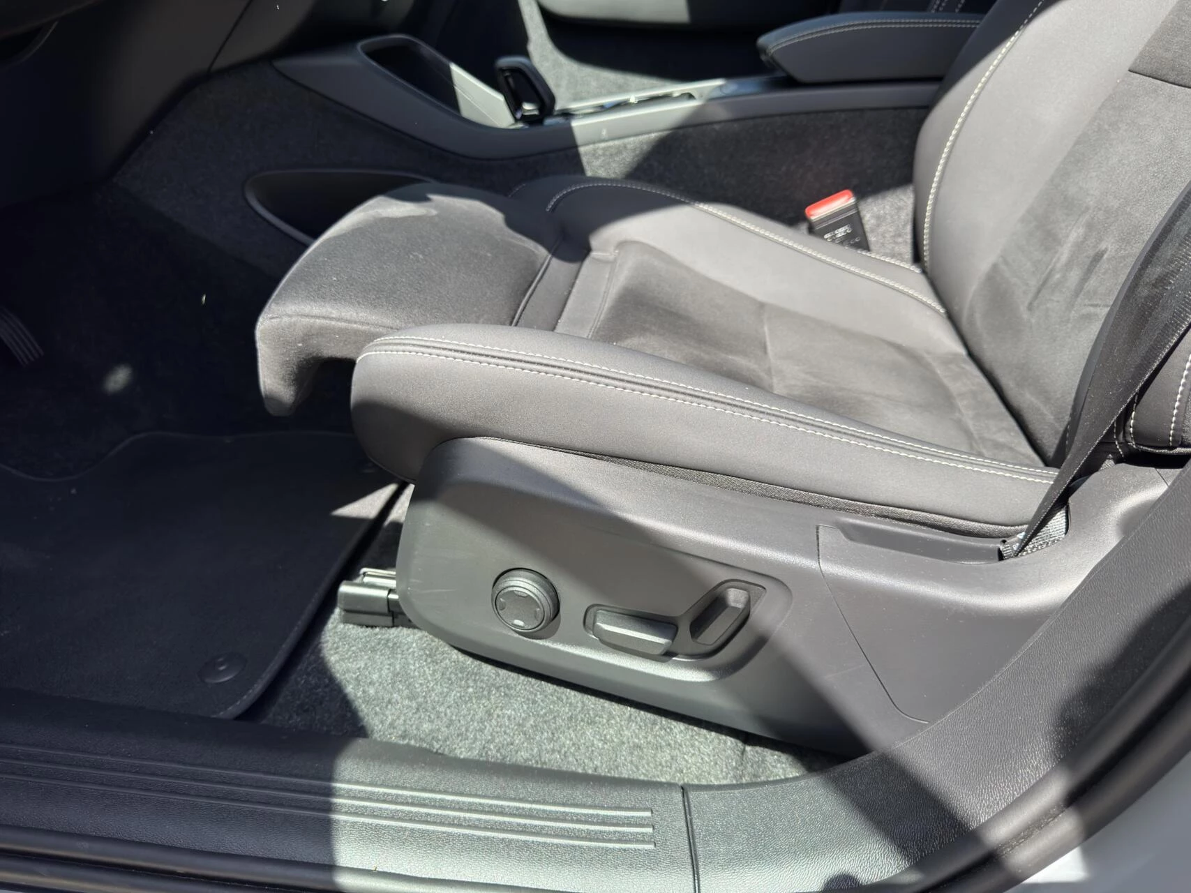 Hoofdafbeelding Volvo EX40