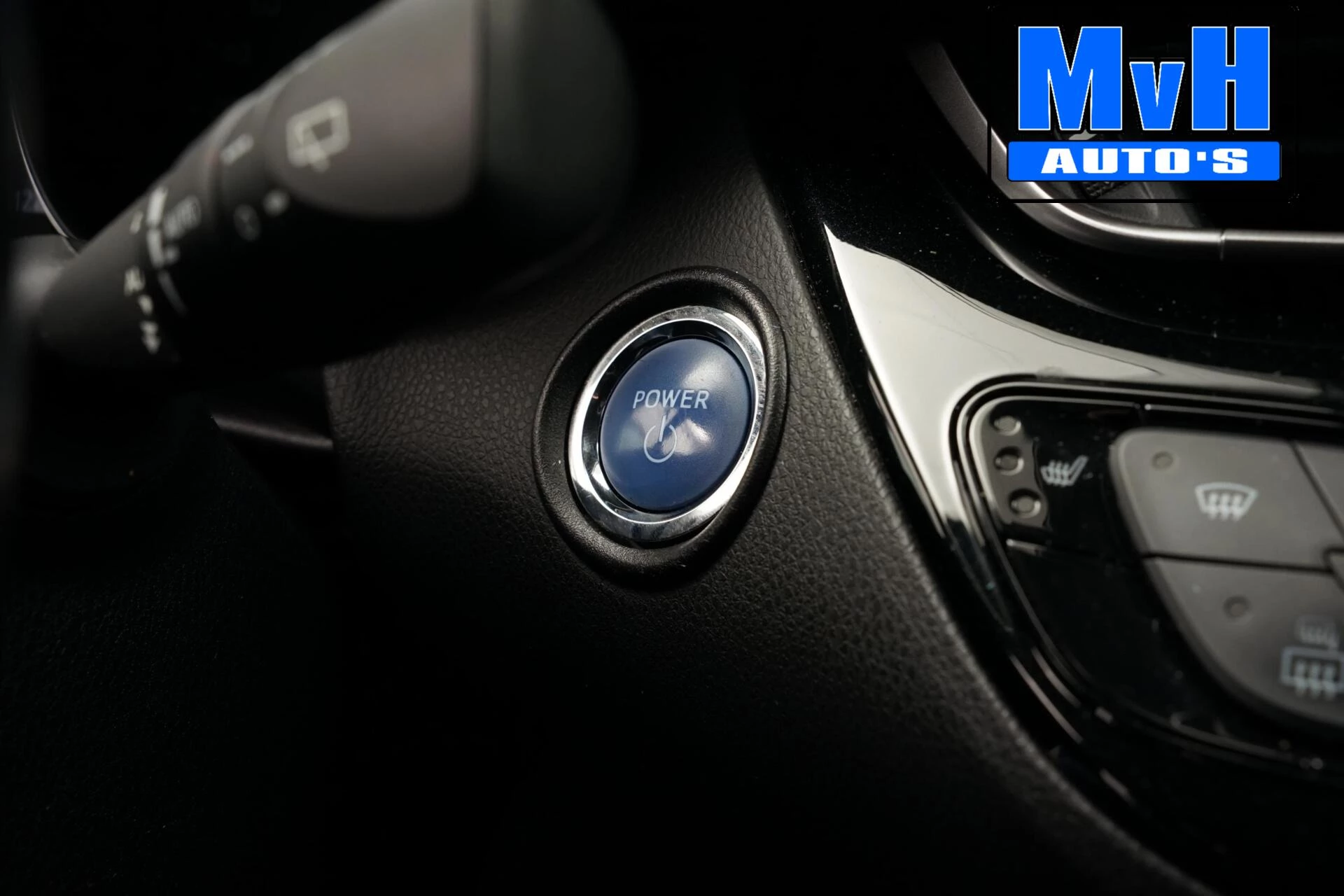 Hoofdafbeelding Toyota C-HR