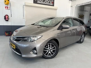 Hoofdafbeelding Toyota Auris Toyota Auris 1.8 HYBRID EXECUTIVE, Camera, Stoelverwarmig, PDC, NAVI, Clima