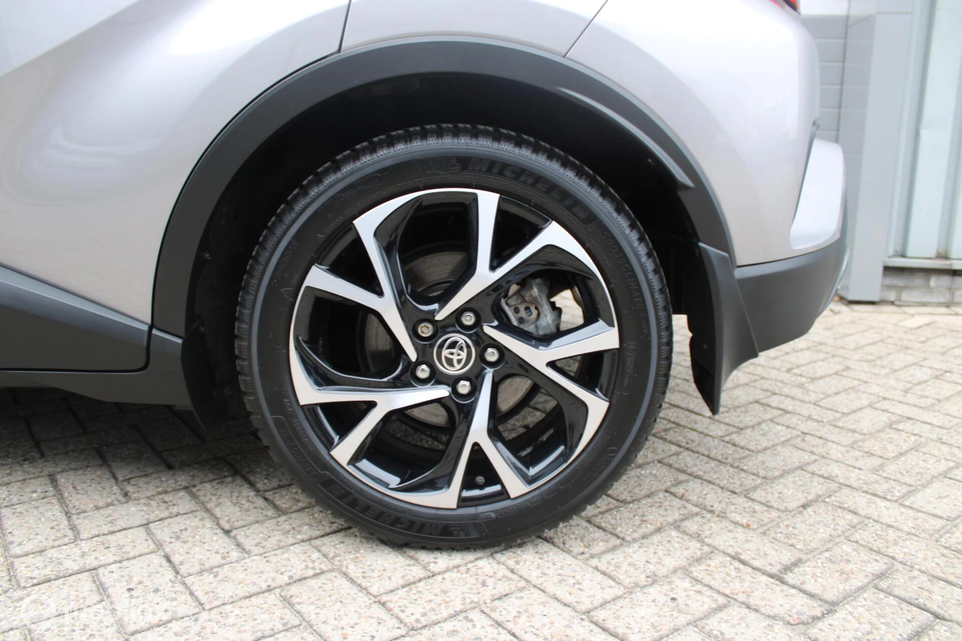 Hoofdafbeelding Toyota C-HR