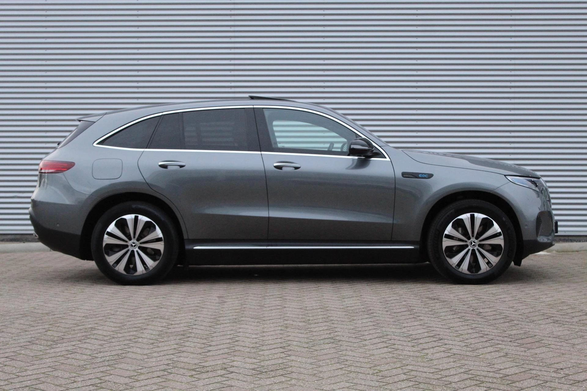Hoofdafbeelding Mercedes-Benz EQC