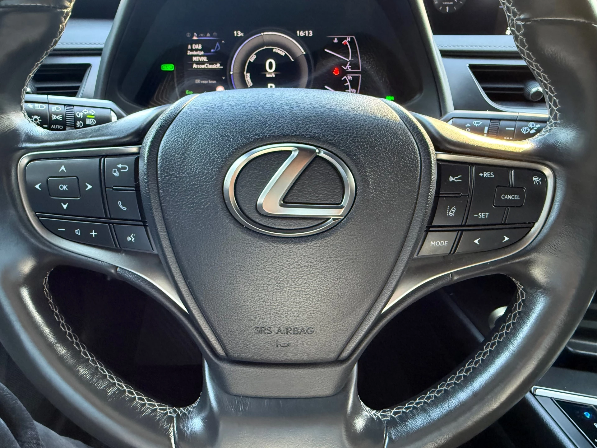 Hoofdafbeelding Lexus UX