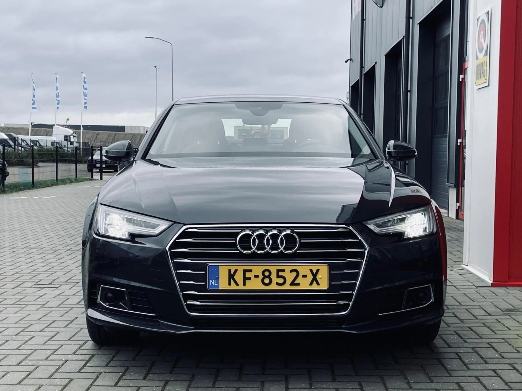 Hoofdafbeelding Audi A4