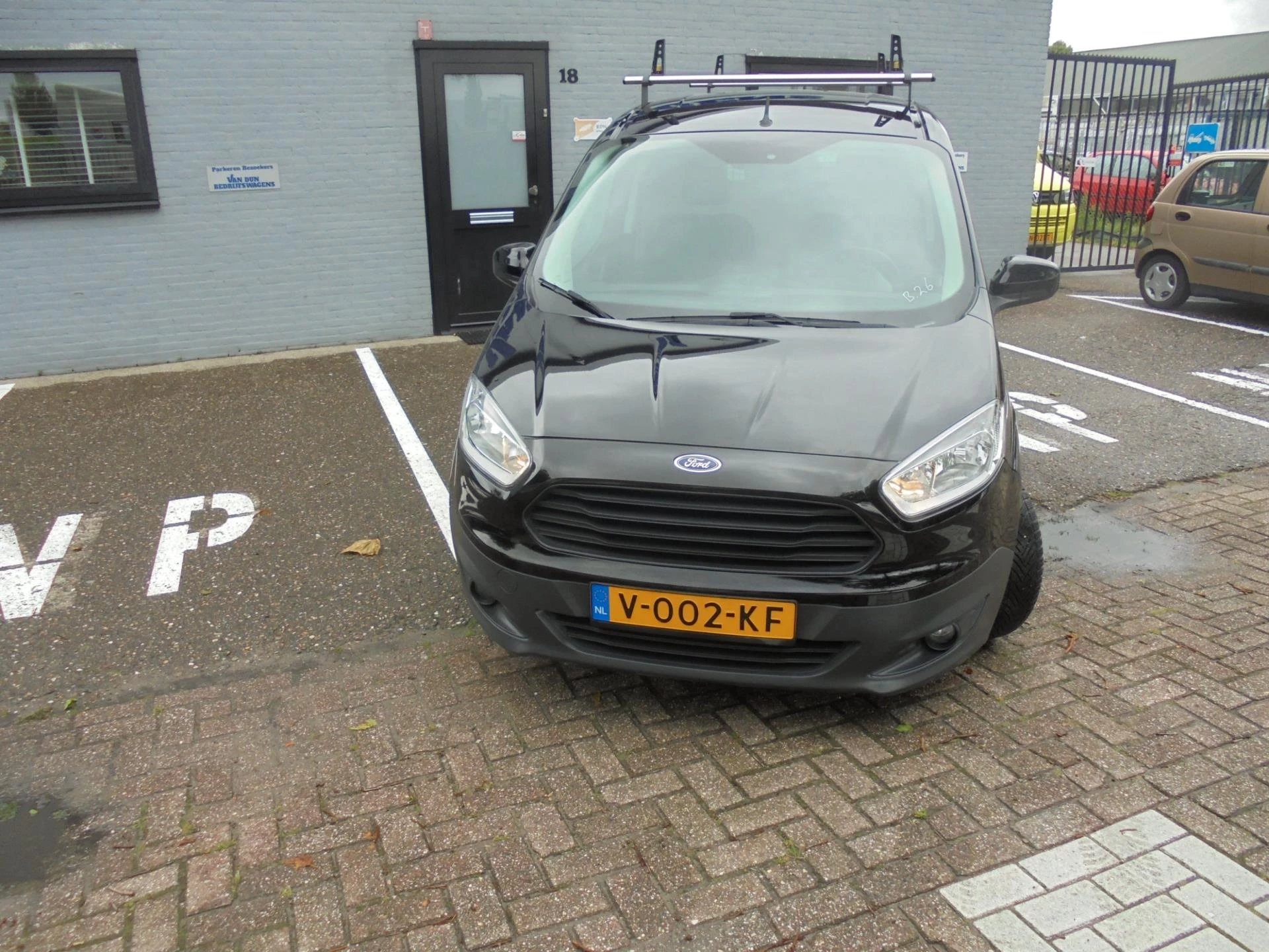 Hoofdafbeelding Ford Transit Courier