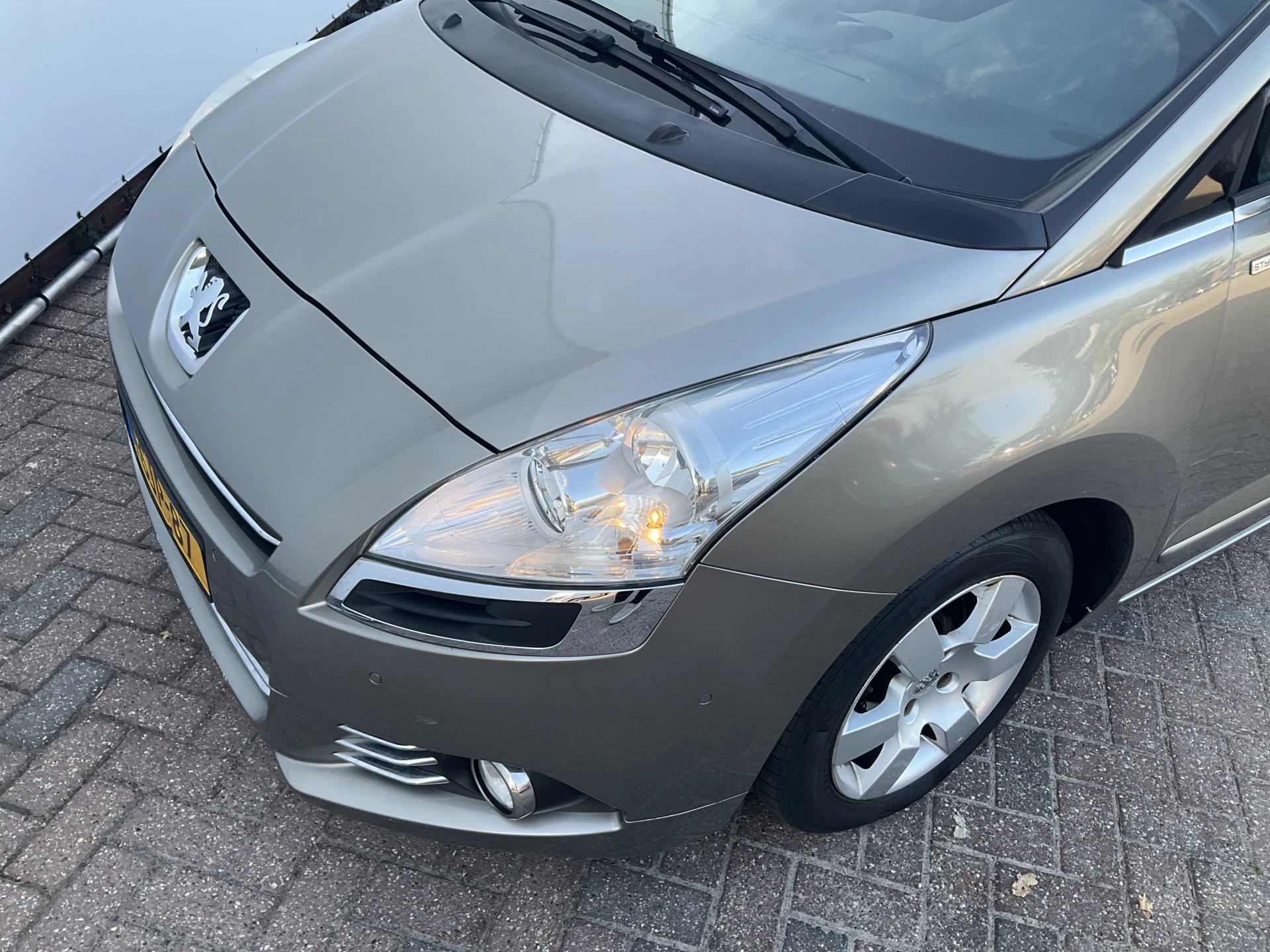 Hoofdafbeelding Peugeot 5008
