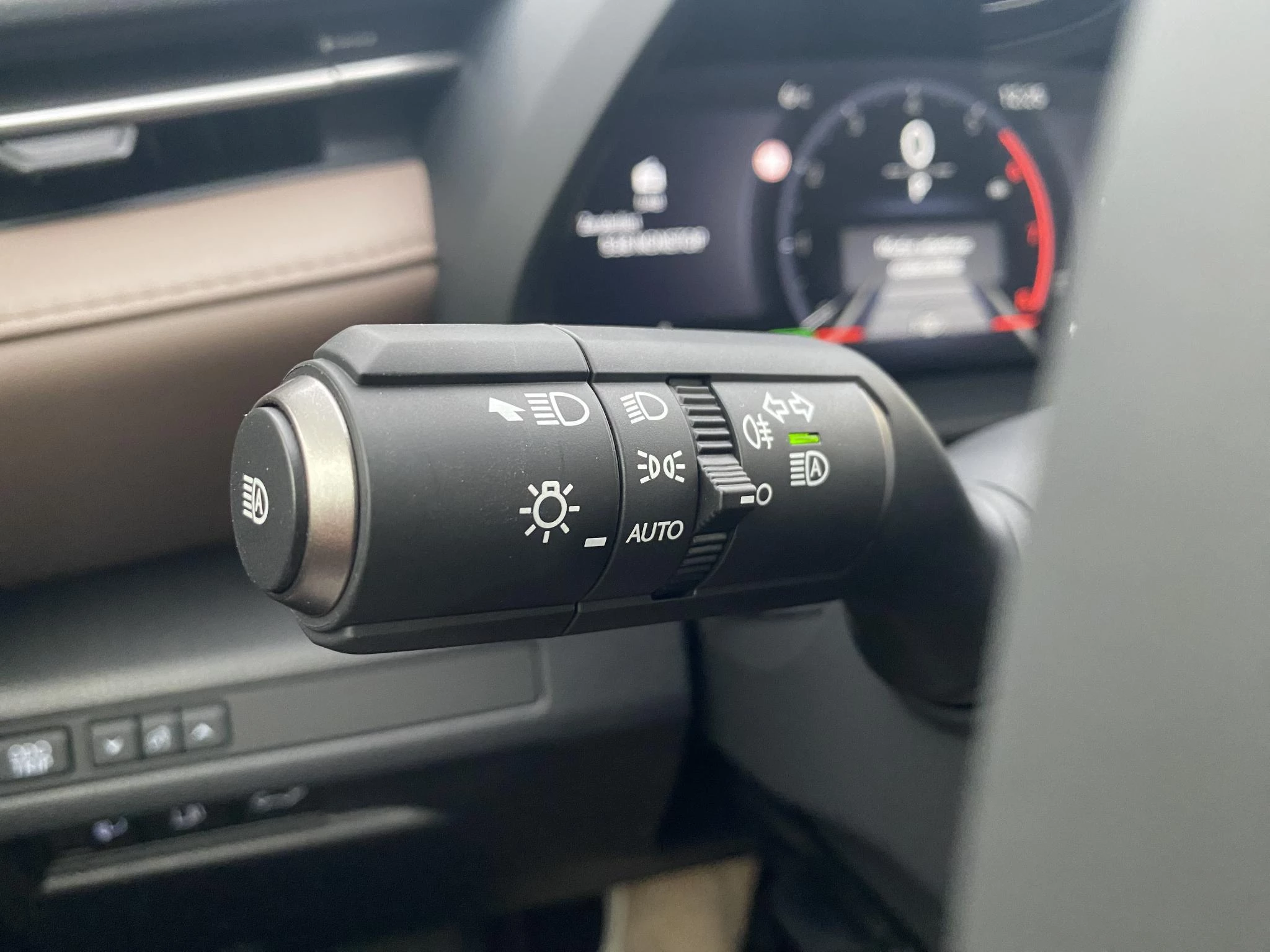 Hoofdafbeelding Lexus LBX