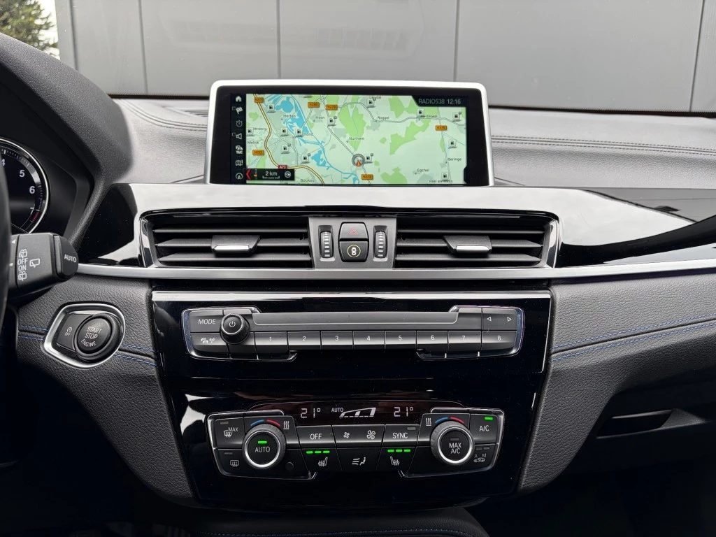 Hoofdafbeelding BMW X2