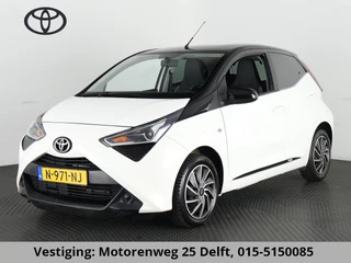 Toyota Aygo 1.0 VVT-i X-PLAY BITONE CARPLAY NAVI AIRCO. CAMERA. BLUETOOTH.