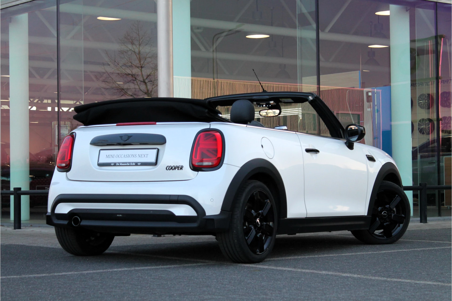 Hoofdafbeelding MINI Cooper Cabrio